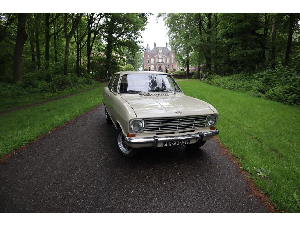 Opel Kadett 1.2S