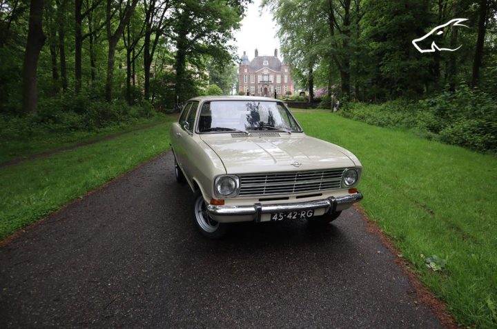 Opel Kadett 1.2S